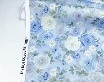 Aquarel blauwe rozenstof, 100% katoen, per halve meter verkrijgbaar.