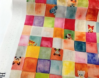 Aquarel patchwork dierenstof met cartoonprint, 100% katoen, per halve meter verkrijgbaar.