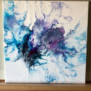 Celestial Bloom: Abstract Acrylic Pouring Art - 40x40 cm
