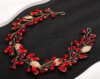 Vigne de cheveux de mariée en cristal rouge avec feuilles d’or, bijoux de cheveux en perles rouges pour femmes, casque de nuit au henné, morceau de cheveux de demoiselles d’honneur, bijoux de bal