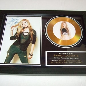 アヴリルラヴィーン　直筆サイン アヴリル・ラヴィーン 直筆サイン色紙 グッズ Avril Lavigne