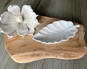 Leaf decorative bowl jewelry bowl key bowl tray decorative gift handmade white