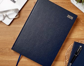 Agenda de escritorio A4 de dos páginas por día para restaurantes 2025 (disponible en 3 colores)