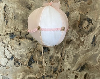 The extraordinary hot air balloon