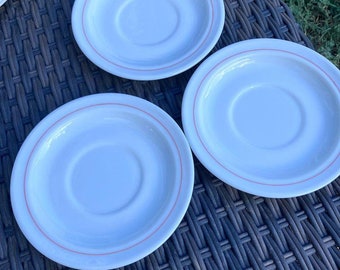 Set von 3 Vintage Pyrex rosa Untertassen