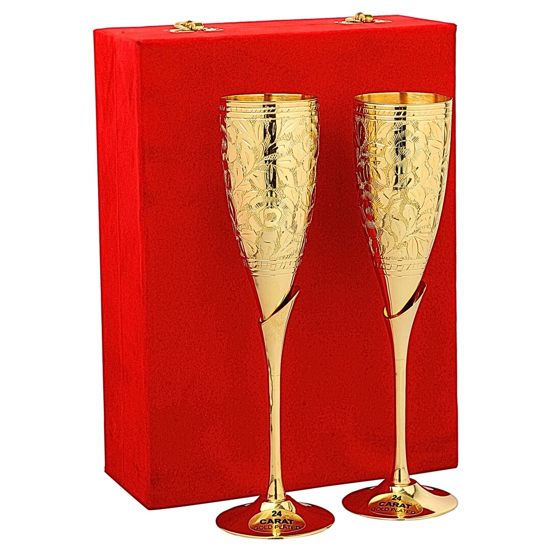 Engraved Champagne Flutes Wedding Champagne Glasses for Bride Etsy