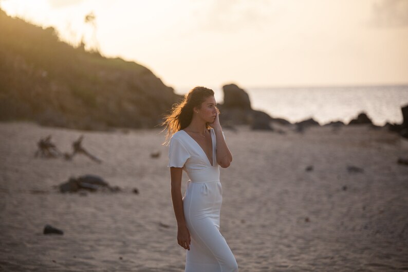 Robe de mariée droite en crêpe de viscose, robe de mariage près du corps création unique image 7