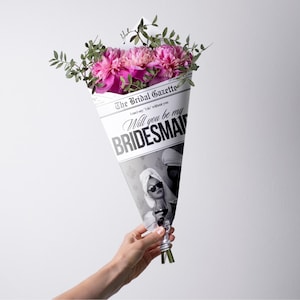 Você será minha madrinha? Papel de jornal com flores para imprimir | Lindo cartão de pedido de casamento faça você mesmo para madrinhas e madrinhas, presentes para madrinhas