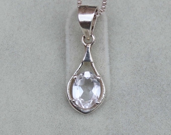 Faceted White Topaz Gemstone 925 Sterling Silver Dainty Jewelry Pendant 1.90 T9