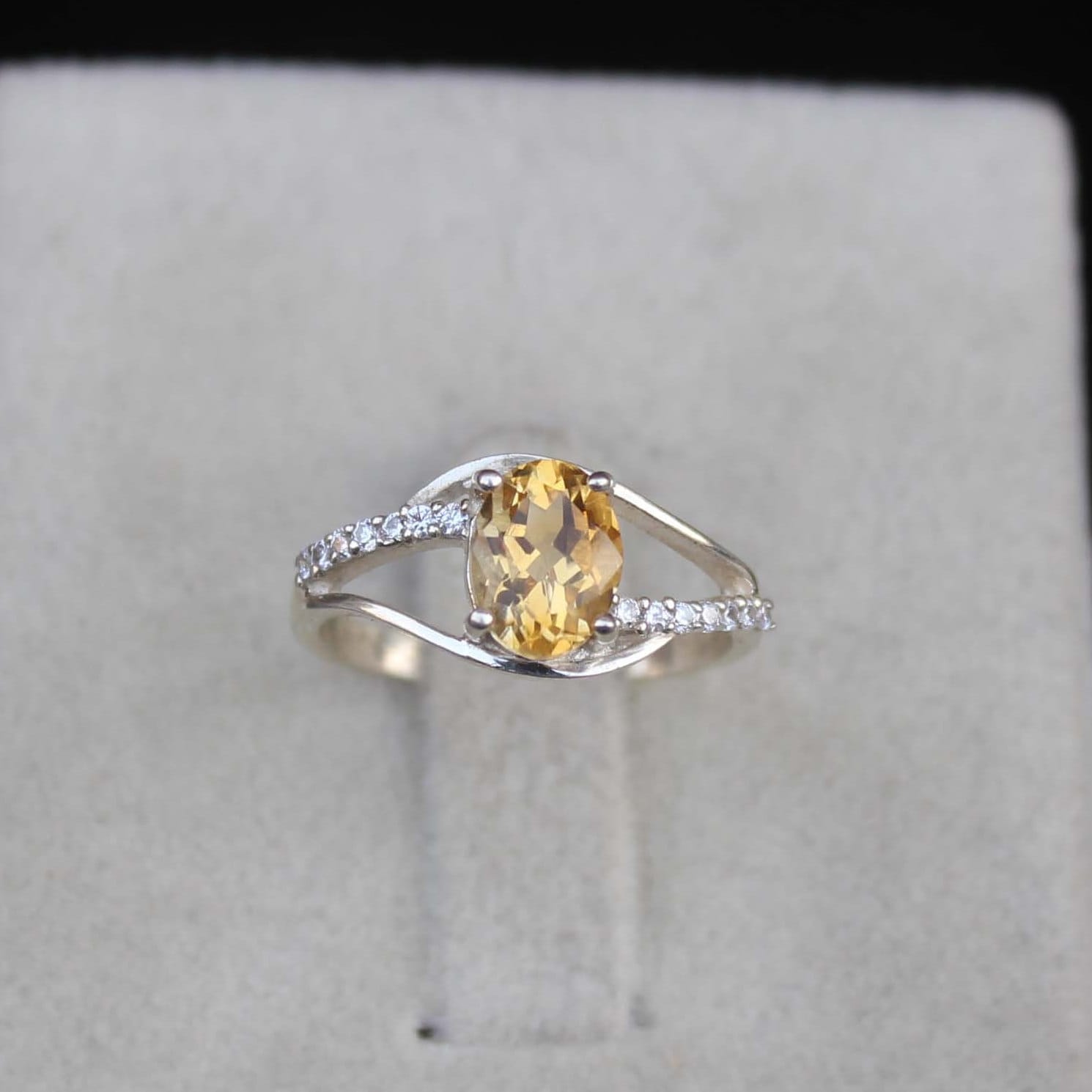 Bague Citrine Naturelle Sur Argent 925 - Taille 6.5 (personnalisable) - Style Minimaliste