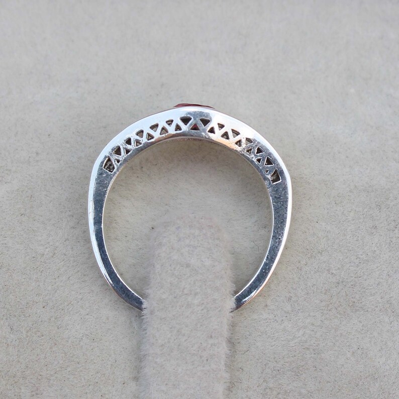 Anillo De Plata De Ley 925 Con Nudo Celta Y Luna
