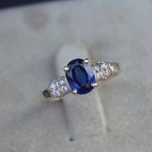 Blue Sapphire Ring- Sterling Silver Wedding Sapphire Ring- Engagement Ring For Women- Promise Ring- September Birthstone Gift For Her