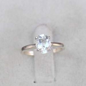 Handgemachte Oval Weißer Topas Ring: Sterling Silber Statement Ring