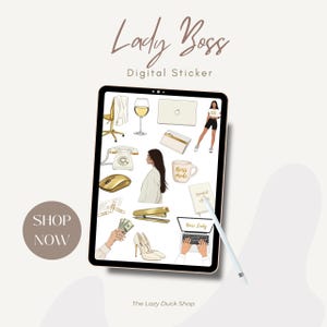 Op de afbeelding: Digitale sticker set met een "Lady Boss" thema. De afbeelding toont een tablet met verschillende illustraties, waaronder een laptop, hoge hakken, een koffiemok en een vrouw in sportkleding. De woorden "Shop Now" zijn ook zichtbaar.