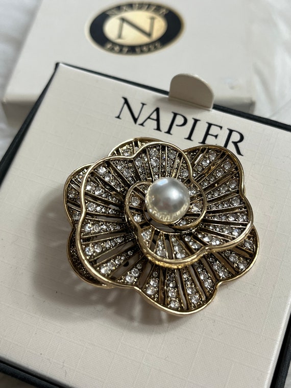 Vtg NAPIER Brooch Fashion Jewelry Faux Pearl Rhine