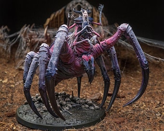 Spider Queen miniature 35mm