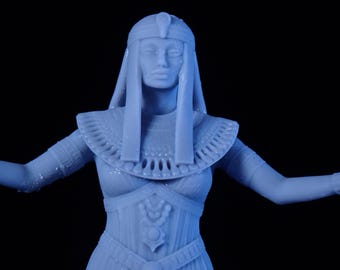 Female Cleric Miniature Unpainted