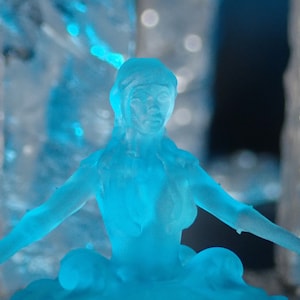 Water Elemental 35mm Clear Blue Resin