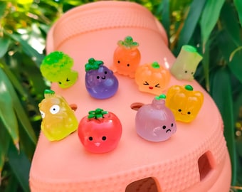 Adornos vegetales luminosos para zapatos / Clips vegetales 3D que brillan en la oscuridad