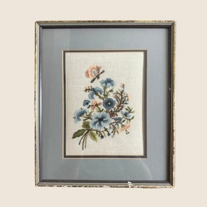 Broderie Ancienne Crewel - Bouquet Floral - Toile Non Encadrée 16x16 Pouces - USA