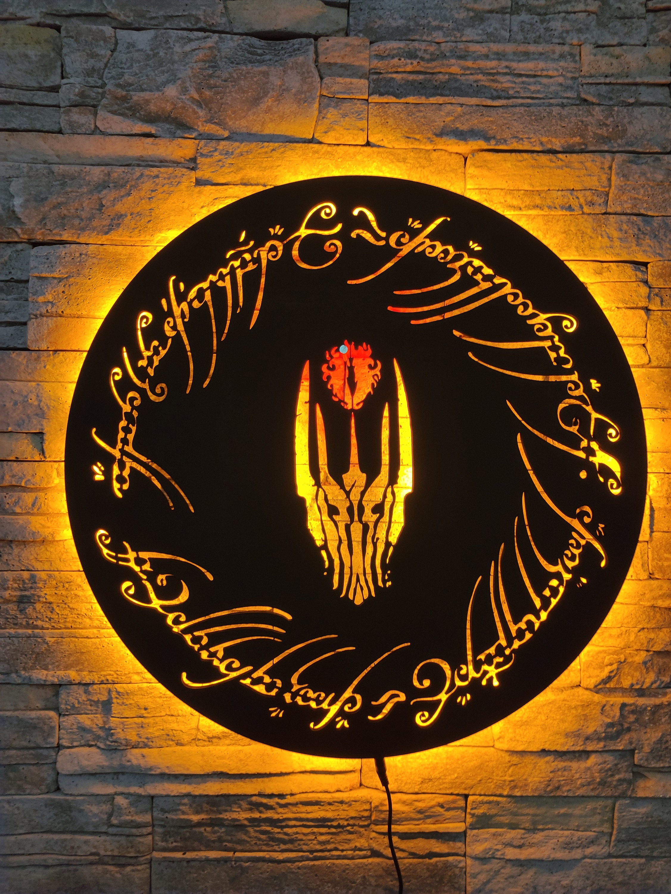 Lord of the Rings: Two Towers: Eye of Sauron light up Pendant Applause, NEW