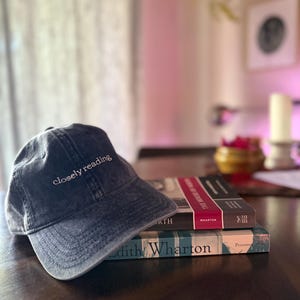 Closely reading hat in vintage denim