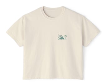 Retro Surf Fin Collage Women's Boxy Tee | Vintage Surf Graphic