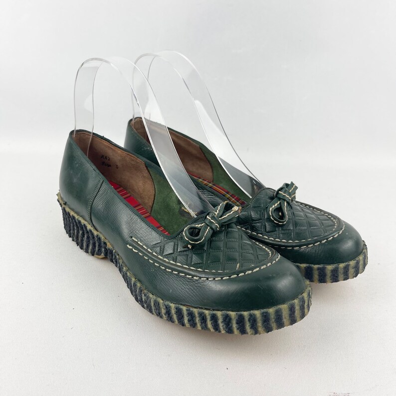 Original 1940's 1950's Forest Green Leather Slip on Shoes With Bow Trim