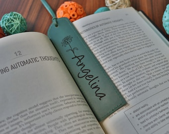 BIRTH MONTH FLOWER Bookmark, Leather Bookmark for Her, Gift for Sister Mom Grandma, Engraved Leather Gift,