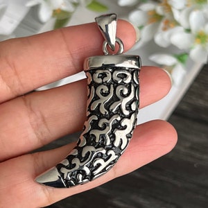 1pc Large Stainless Steel Horn Pendant-Claw Tusk Spick Mens Necklace Pendant Charm-Jewelry Making Supply