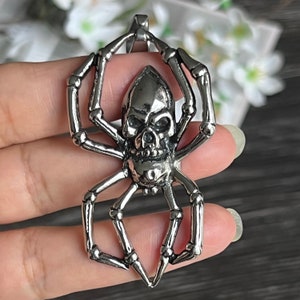 1pc Stainless Steel Large Spooky Spider Pendant-Men&#39;s Whimsical Necklace Pendant