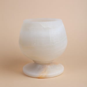 6.3&quot; (16 cm) Alabaster Pedestal Bowl / Onyx Bowl / Unique Natural Stone Bowl / Unique Centerpiece / Home Decoration / Home Accessories