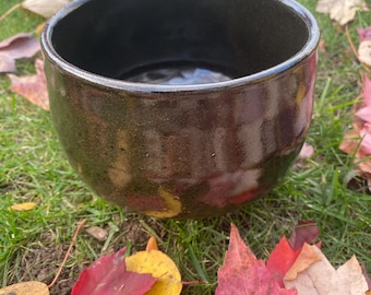 Wood-fired pottery stoneware bowl with tenmoku glaze