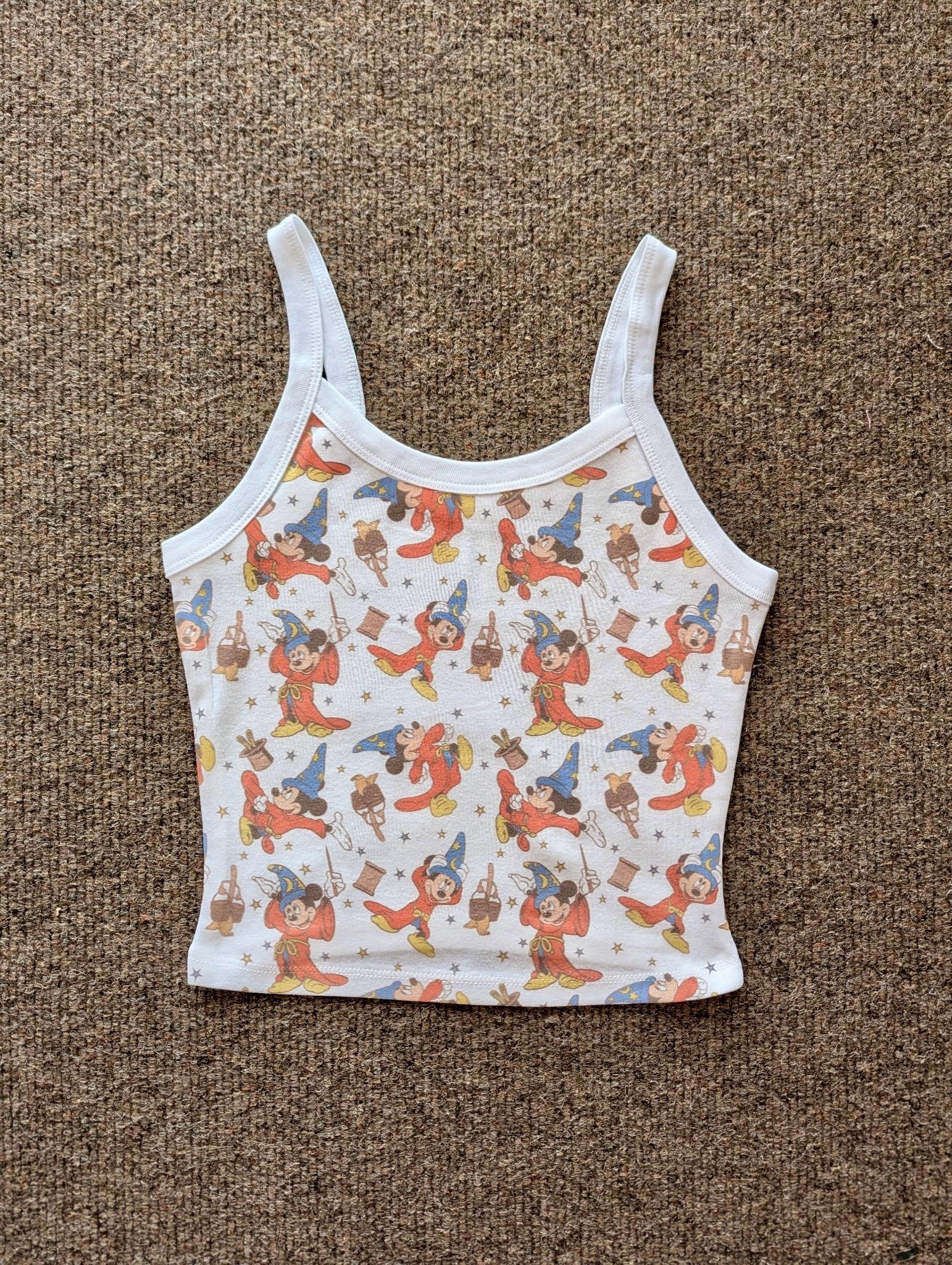 Fantasmic Mickey Crop Tank, Fantasia Disney Scoop tee, Sorcerer Mickey, Cute Mouse Womens WDW Walt Disney summer tank, Disneyland Crop shirt