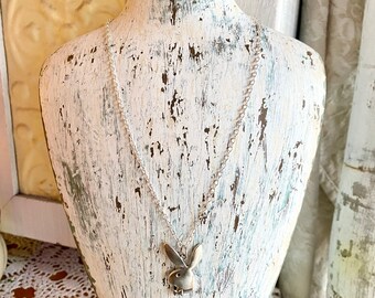 Vintage-retro Style Silver Tone Playboy Bunny Rabbit Pendant Charm