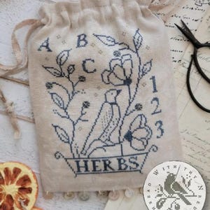 Gardener's Satchel - With Thy Needle & Thread - Cross Stitch Chart - Pattern Only