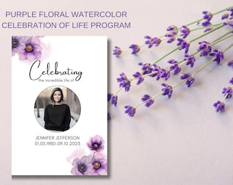 Plantilla de programa de celebración de la vida con flores moradas (Canva para hacer tú mismo)