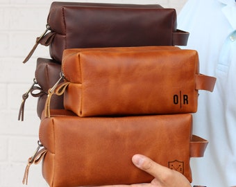 Personalized Leather Toiletry Bag for Men - Custom Monogram Dopp Kit Bag - Gifts for Him