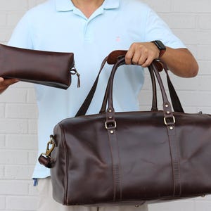 Personalized Leather Duffle Bag Toiletry Bag Luggage Tag Combo Gift Set | Best Groomsmen Gifts, Christmas Gift, Leather Toiletry Bag for Him