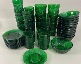 vintage anchor hocking emerald green sandwich juice glass, cup, bowl, plate / saucer - sold individually
