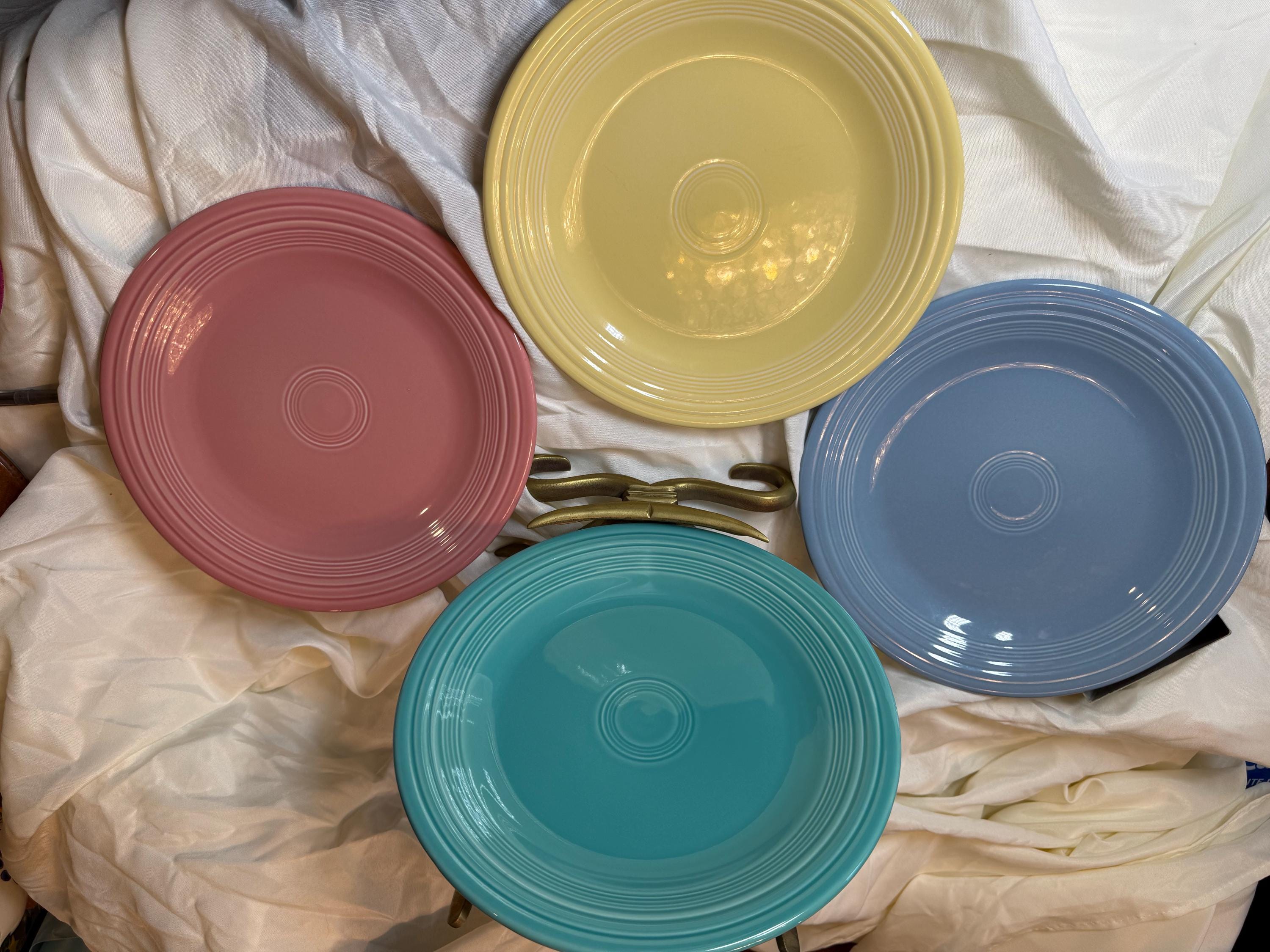 fiesta フィエスタ　シリアルボウル3点セット 赤、紺、茶 楽天市場】フィエスタ ボウルの通販