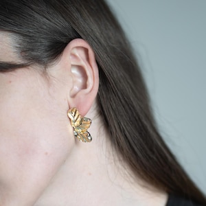 Gold Stainless Steel Flower Earrings - Elegant, Hypoallergenic & Comfortable - Ideal for Birthday Party Gift