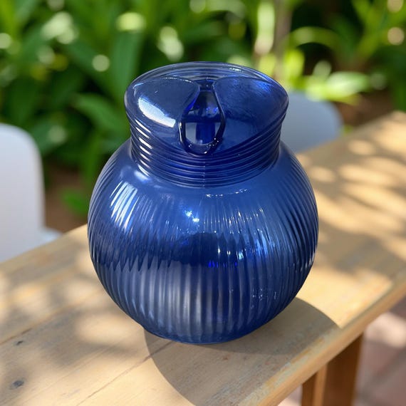 Vintage 1930s Hazel Atlas Cobalt Blue Tilt Ball Pitcher – Fine Rib