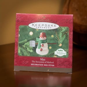 Adorno de Max, el muñeco de nieve de Mitford (2000) - Decoración de fiestas - Recuerdo vintage de muñeco de nieve navideño