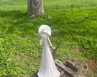 Lladro 1431 the Debutante Figurine Elegant Girl With Parasol