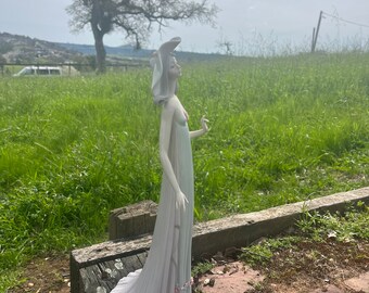 Lladro 1431 the Debutante Figurine Elegant Girl With Parasol
