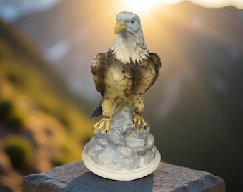 Vintage 6” Bald Eagle Statue – Patriotic Wildlife Figurine – Americana Home Decor