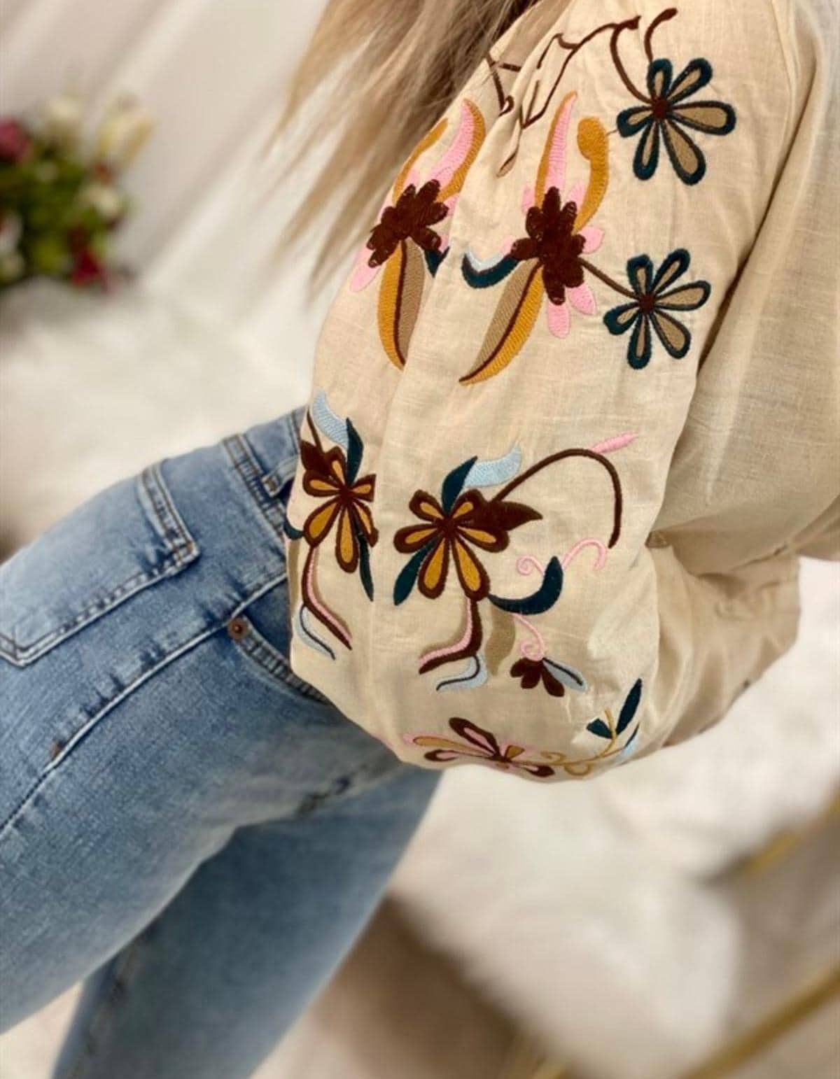 EMBRIE – VINTAGE FLORAL LEAF PRINT BLOUSE main image 1