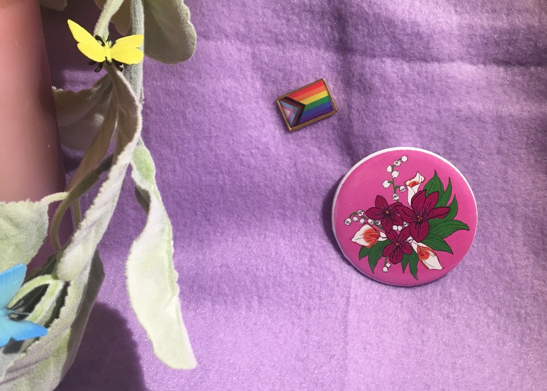 Subtle Lesbian Bouquet Pin - Etsy