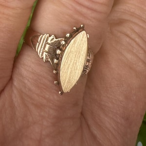Antique 14K Solid Gold Signet Ring Marquis Shape Unisex Engravable Pinky Ring Vintage Heirloom Jewelry Unique Gold Ring Signets